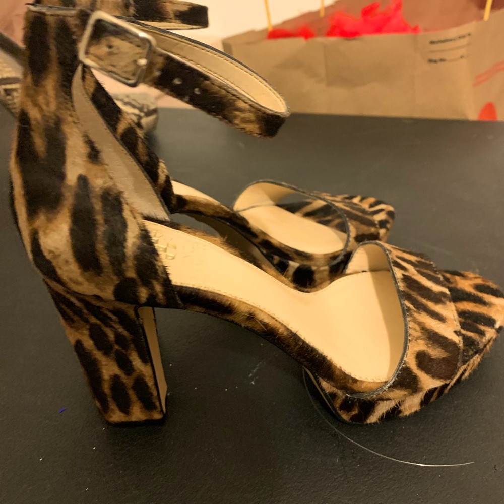 Vince Camuto Women’s Sathina Platform Sandal Heels Leopard Calf Hair  7.5 NIB